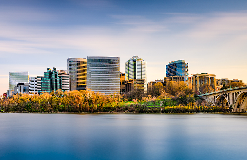 Arlington, VA city view from the water